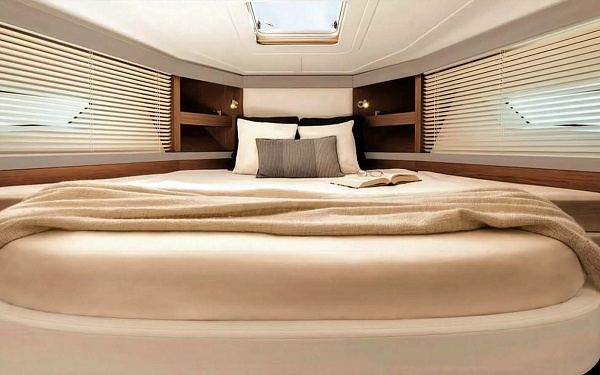 Аренда яхты Beneteau Gran Turismo 40 на Мальдивах